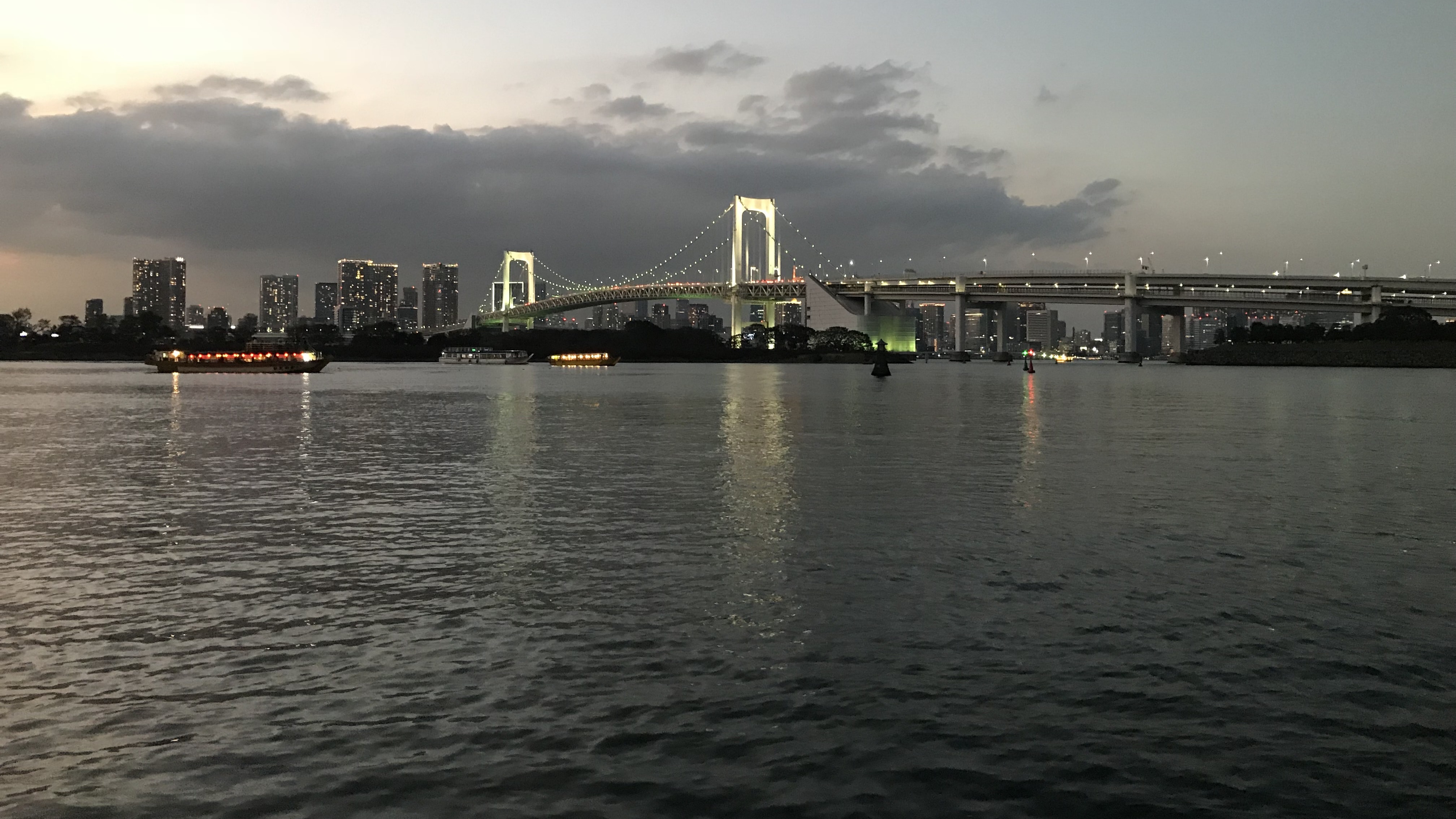 Rainbow Bridge in Tokio