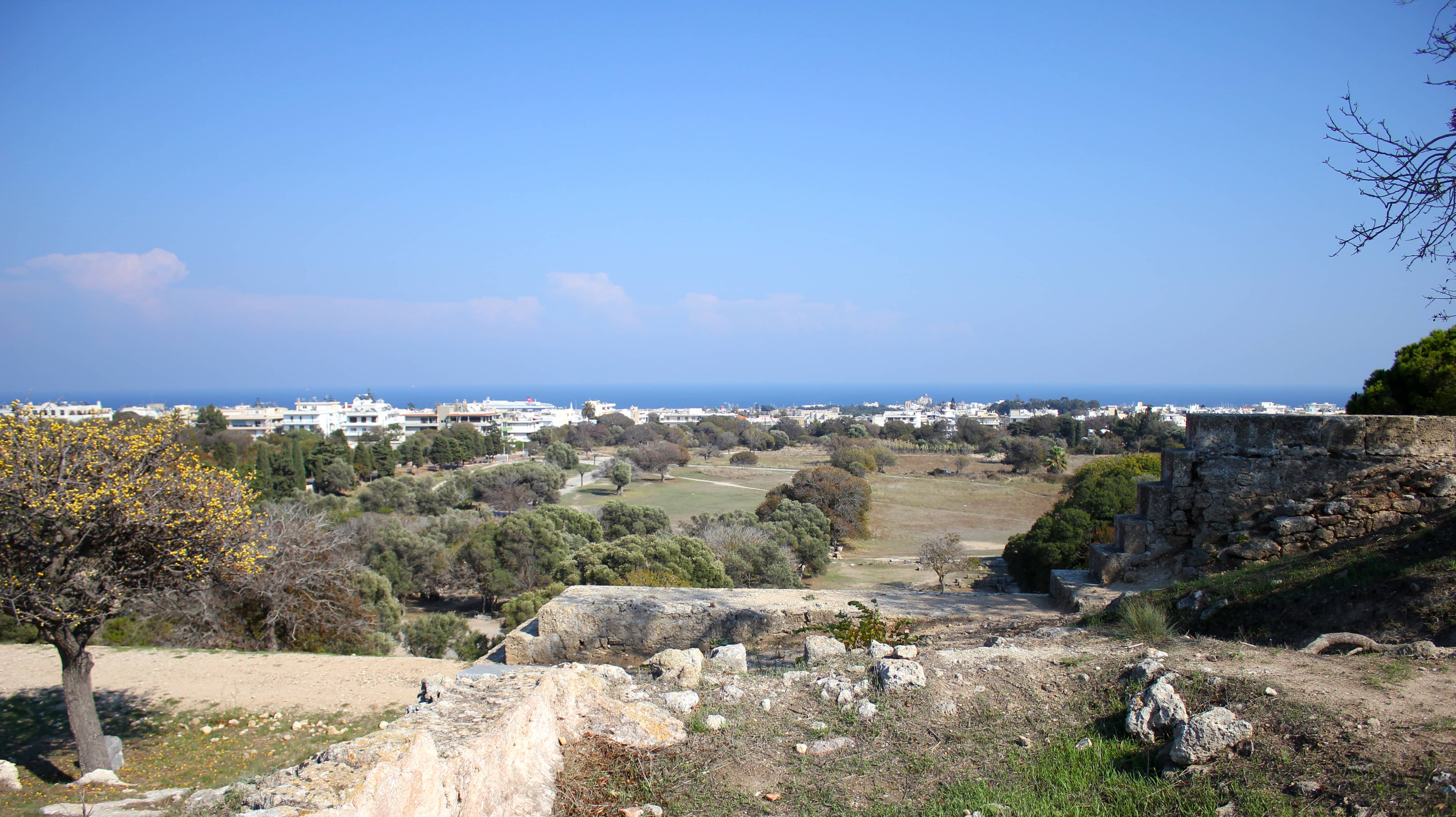 Ausblick von der Akropolis auf Rhodos